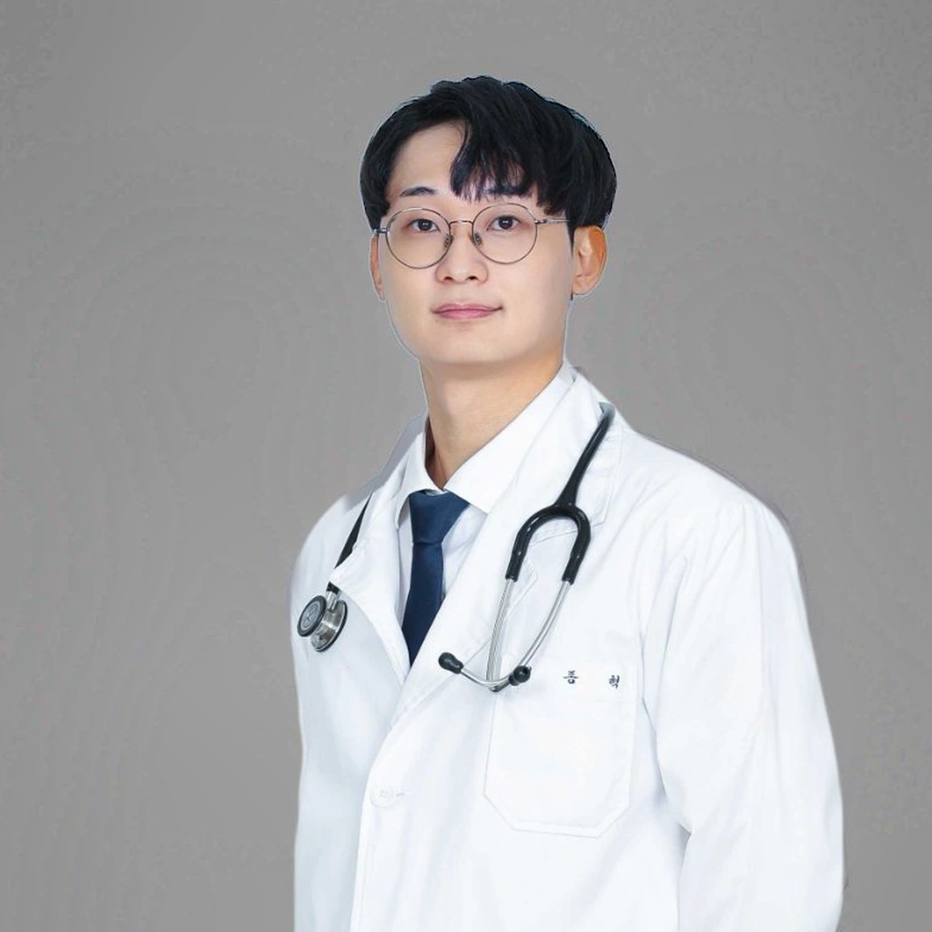Dr. Lee Jong-hyeok, Obliv Clinic
